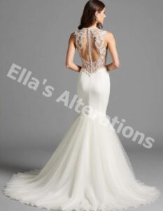 Whimsical puff-sleeve design